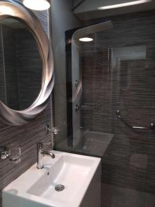 Phòng tắm tại COSMO Apartman Prilep