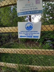 Coe Pod, West Highland Way Holidays的证书、奖牌、标识或其他文件