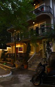 Το κτήριο όπου στεγάζεται  το hostel