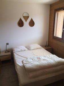 Ένα ή περισσότερα κρεβάτια σε δωμάτιο στο Bel appartement 4 * + Parking couvert, Résidence Belvédère