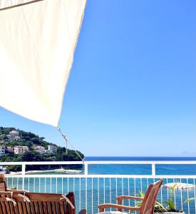a view of the ocean from the balcony of a resort at Sea La Vie - Terrazza sul mare in Agropoli