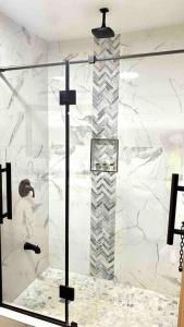 Ένα μπάνιο στο small rental for couple getaway