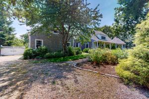Gallery image of Tranquil Haven in West Tisbury