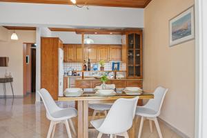 Gallery image of Lefkes Apartment in Lygia