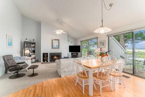 Fotografie z fotogalerie ubytování Loggers Run, Unit 42 v destinaci Glen Arbor