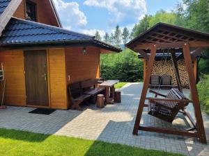 Vonkajšia záhrada v ubytovaní Domek w Bieszczadach