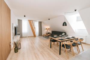 TV a/nebo společenská místnost v ubytování Apartmán 25 Karlova Studánka