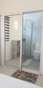 A bathroom at Apartment with swimming pool near beach