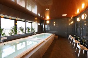 Πισίνα στο ή κοντά στο Hotel Montoview Yonezawa