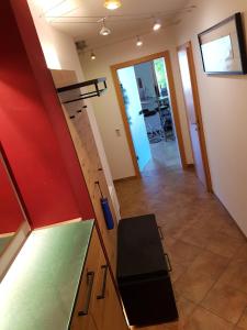 A kitchen or kitchenette at Appartment Ahorn