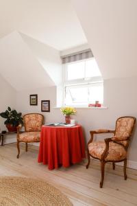 Gallery image of Woodfield Wellbeing in Oving +16 photos