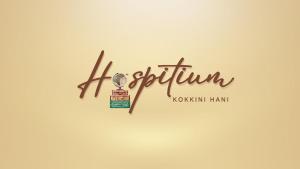 un logo pour une entreprise koshimikan avec un trophée dans l'établissement Hospitium by the sea, à Bridgeport