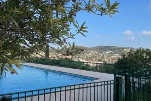 Fotografia z galérie ubytovania Lovely apartment with panoramic view of Vallauris v destinácii Vallauris