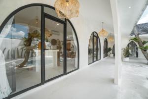 科贾扬Bohemian Jogja Villas with Private Pool的相册照片