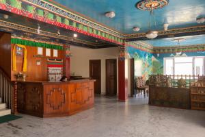 Vstupní hala nebo recepce v ubytování Hotel Sherwi Hyul
