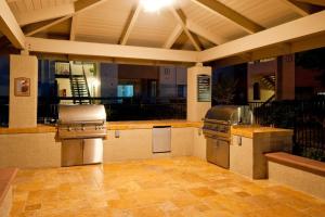 Fotografie z fotogalerie ubytování Mountain View 1BR w Pool Gym 5 mins to Target SFO-939 v destinaci Mountain View