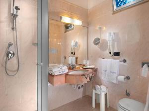 Kúpeľňa v ubytovaní Hotel Corallo