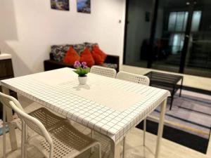 Posezení v ubytování Rehat Guest House, The Square, One City, USJ25