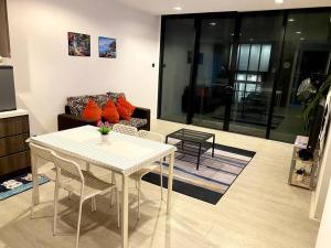 Posezení v ubytování Rehat Guest House, The Square, One City, USJ25
