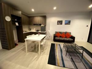 Posezení v ubytování Rehat Guest House, The Square, One City, USJ25