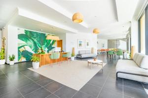 Studios by Aqua Natura Hotels的休息区