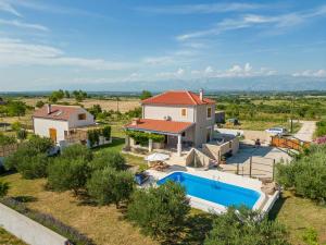 Πισίνα στο ή κοντά στο Villa Pan ZadarVillas