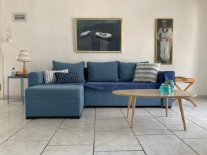 Posedenie v ubytovaní Blue Maison