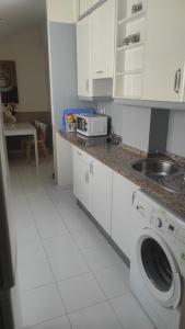 Kuchyňa alebo kuchynka v ubytovaní Apartamentos centro histórico