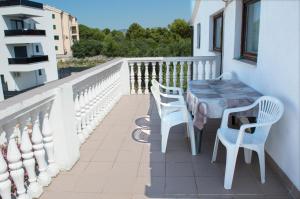 Ein Balkon oder eine Terrasse in der Unterkunft Villa Dusper