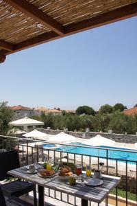 Φωτογραφία από το άλμπουμ του angelastudios-stoupa στη Στούπα