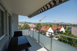 Fotografie z fotogalerie ubytování Moderne & helle Wohnung mit Netflix & Bergsicht v destinaci Wetzikon