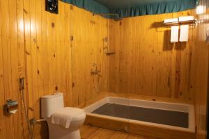 Imagem da galeria de Blue Ocean The Fern Resort & Spa Ganpatipule, Series by Marriott em Ganpatipule