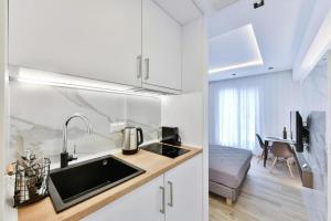 Porto Sea View Apartments的厨房或小厨房