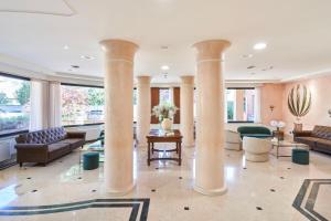 Posezení v ubytování Hotel Cyrano
