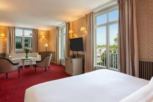 Gallery image of Hôtel Barrière le Grand Hôtel Enghien-les-Bains in Enghien-les-Bains