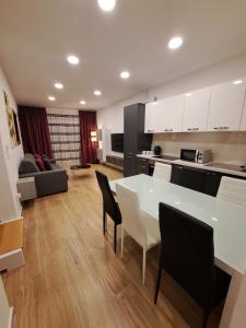 Cucina o angolo cottura di B&S Accommodation Seafront Duplex Penthouse Marsascala, Malta