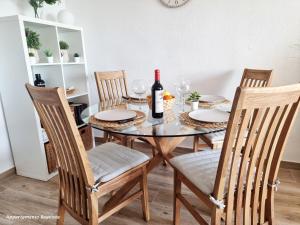 Nápoje v ubytování Sublime sea view apartement
