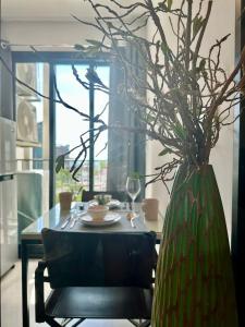 O zonă de relaxare la Best Location Condo with swimming pool, gym, sauna, washing mashine, Fast internet in Central of Pattaya +36 fotografii
