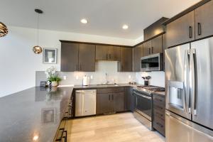 Gallery image of Less Than 2 Mi to Dtwn Reno Gem with Rooftop Patio! in Reno