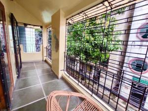 Gallery image of Spacious 3BHK House opp South City Mall in Kolkata