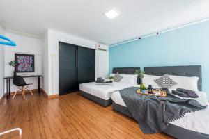 Duplex Homestay@Empire City Ikea房間的床