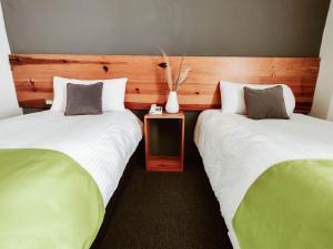 Postel nebo postele na pokoji v ubytování Hotel Brisas Express