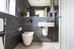 Ảnh trong thư viện ảnh của The Cow Shed - with hot tub ở Kirkby Lonsdale +13 ảnh