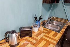 Köök või kööginurk majutusasutuses Discover Your Perfect Getaway in Downtown Negril