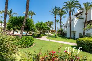 En have udenfor Alcazaba Beach Apartment