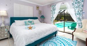 Fotografie z fotogalerie ubytování In the Heart of Naples, Suite with Lake & Pool v destinaci Naples + 19 fotografií