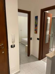 Ένα μπάνιο στο King Milano Apartments +10 φωτογραφίες