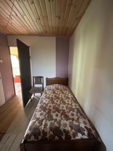 Voodi või voodid majutusasutuse Shio's Stonehouse in Tusheti toas