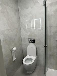 Vannituba majutusasutuses En-suite Double Room - Private Entrance & Free Parking