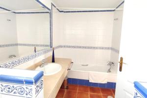 Gallery image of Acogedor Ático en El Mirador in Alcaidesa